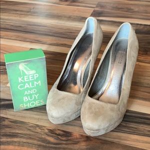 Maurices tan pumps